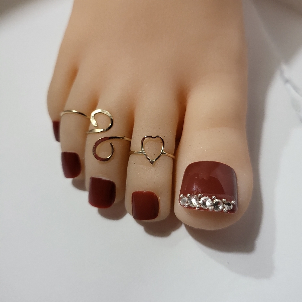 Gold Toe Rings